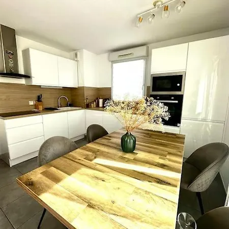 Perle Citadine Proche De La Gare Apartamento Perpinhã Exterior foto